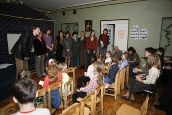 После окончания спектакля теневого театра