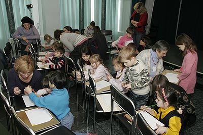 Детско-юношеский театр «Город мастеров» со спектаклем «Снежная королева» в «Новом Акрополе»