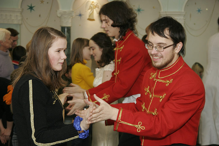 Новогодний праздник для детей из детских домов
