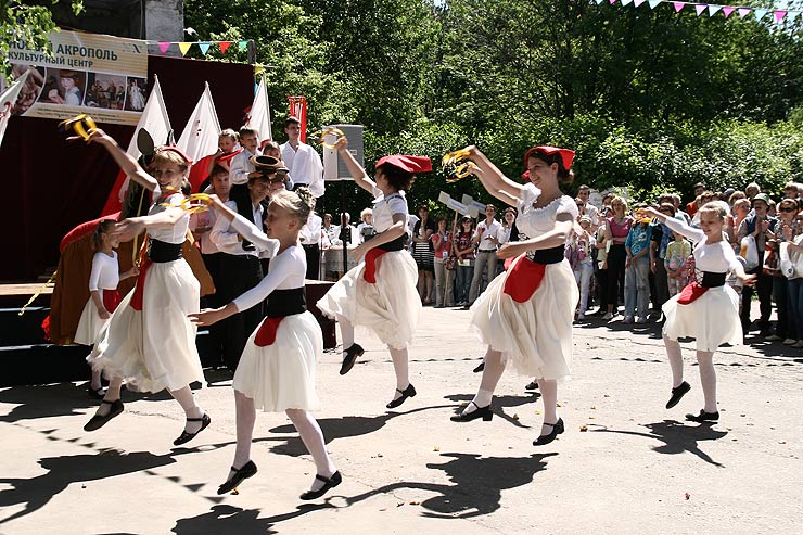 Ежегодный фестиваль «Человек без границ» в Культурном центре «Новый Акрополь»